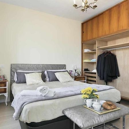Apartment Leonor Barcelona Buitenkant foto