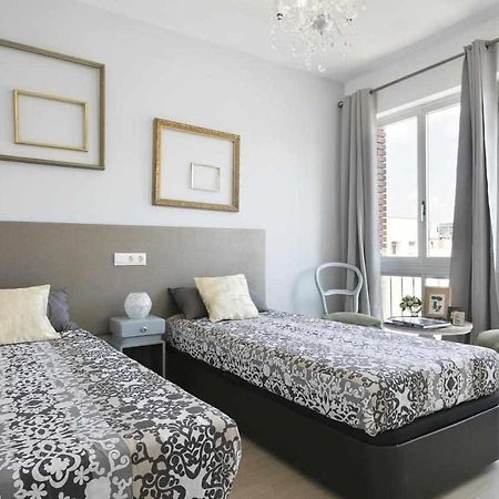 Apartment Leonor Barcelona Buitenkant foto