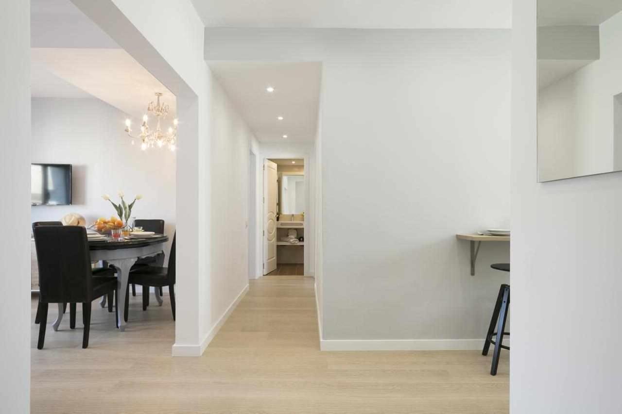 Apartment Leonor Barcelona Buitenkant foto