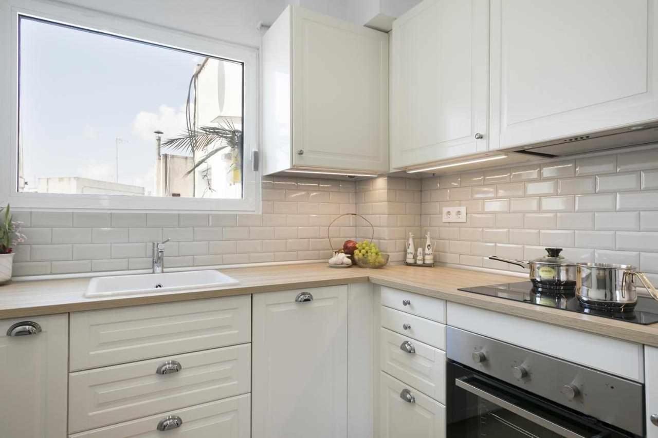 Apartment Leonor Barcelona Buitenkant foto