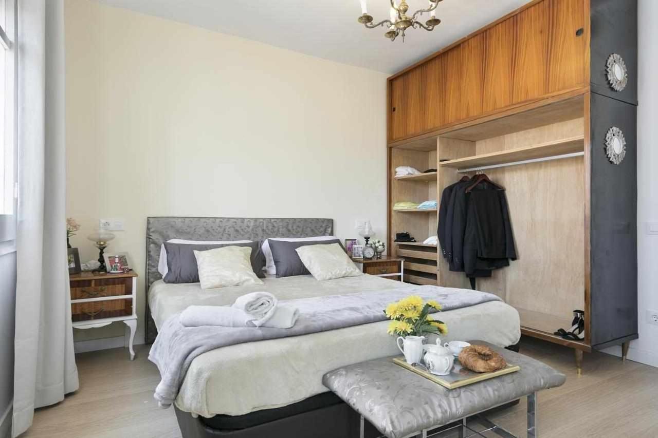 Apartment Leonor Barcelona Buitenkant foto