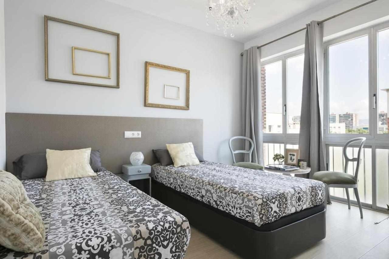 Apartment Leonor Barcelona Buitenkant foto